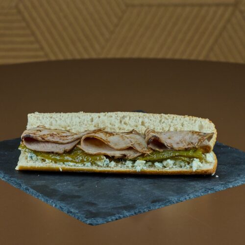 Entrepà Roast Beef amb Pebrot verd i Formatge Blau